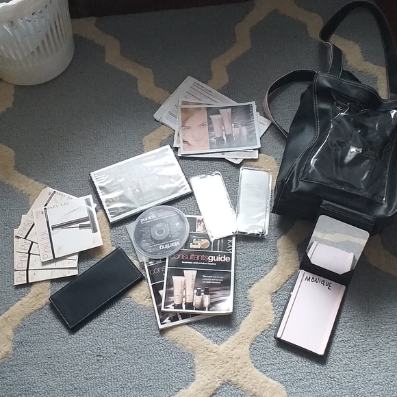 🗽 2009 Mary Kay starter kit - Picture 1 of 3